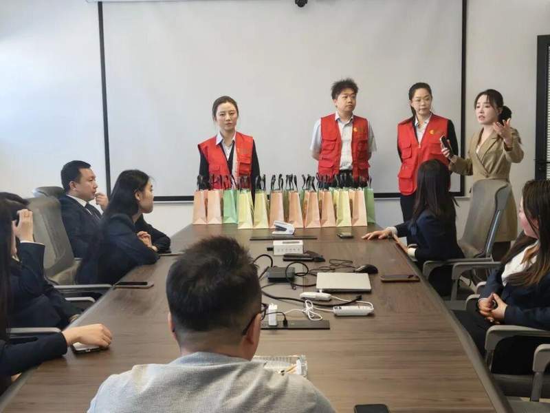 城北支行发力住房金融,携手中央公园共筑安居梦想。 股票财经 城北支行发力住房金融,携手中央公园共筑安居梦想。 股票财经