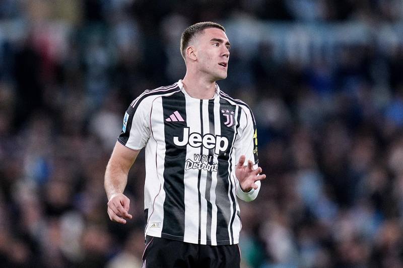 弗拉霍维奇续约困局:薪资结构、合同期限与谈判底牌的深度拆解 体育新闻