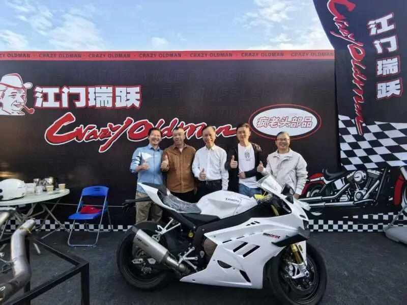 一个造车人的八年：从QQ卖车到世界冠军，一个追梦者的孤独与坚守