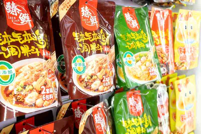  「技术拆解：从单一爆款到全矩阵产品——臻鲜如何用「口味覆盖」策略重塑钵钵鸡调料行业格局」 企业服务