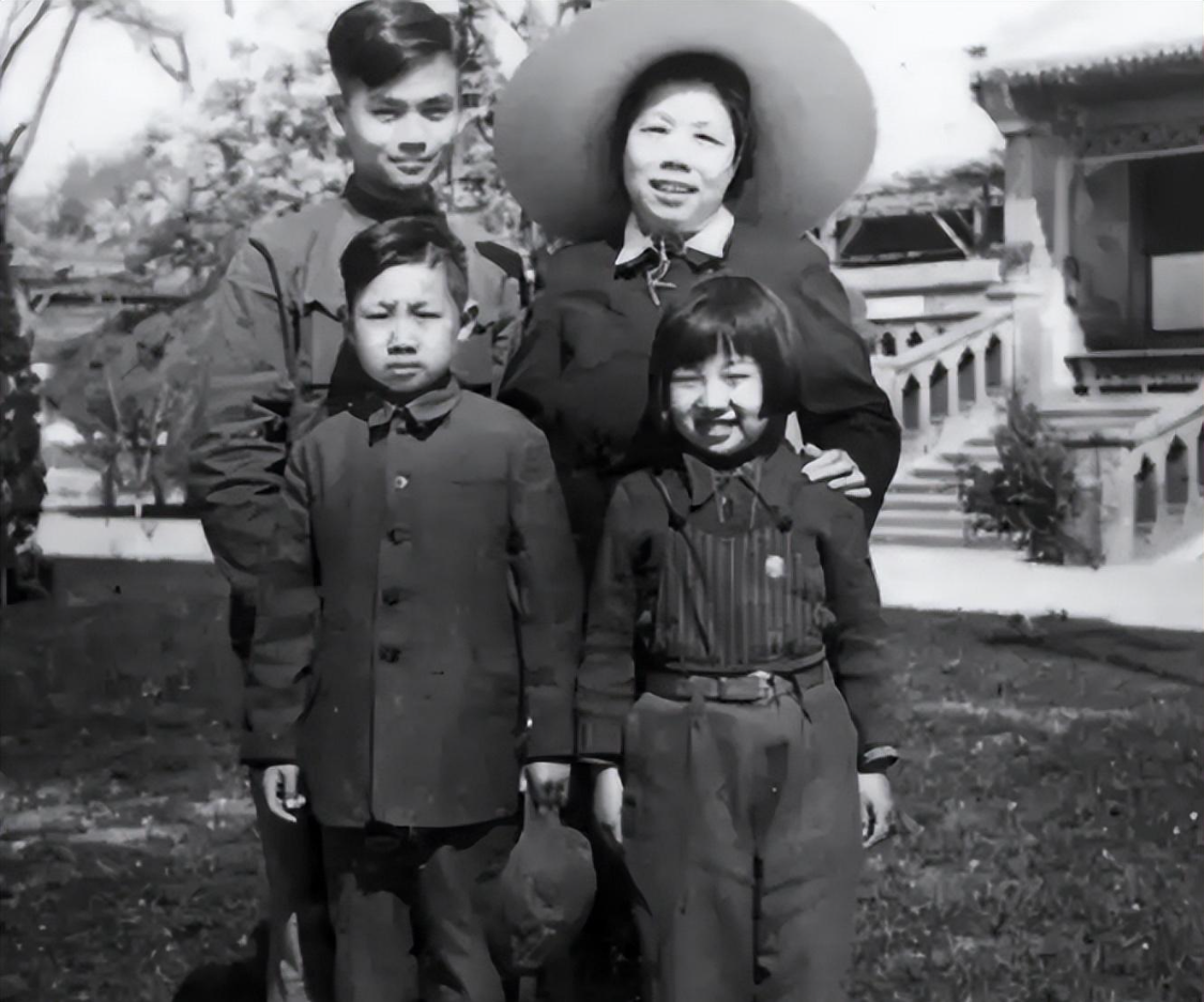  1952年教育特权风暴：毛主席拍桌子背后的制度破局与历史镜鉴 新闻